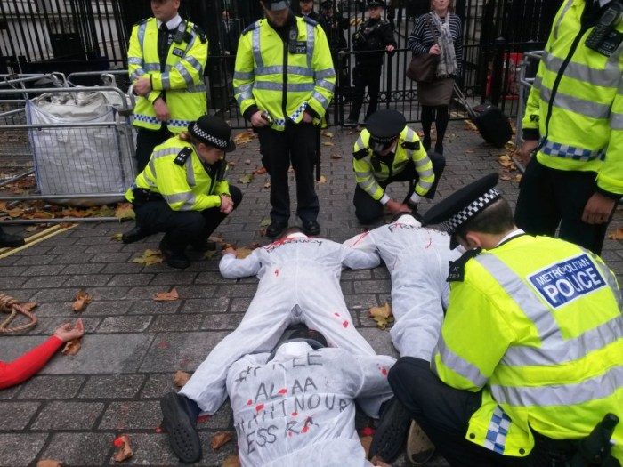 stop_sisi_diein_051115